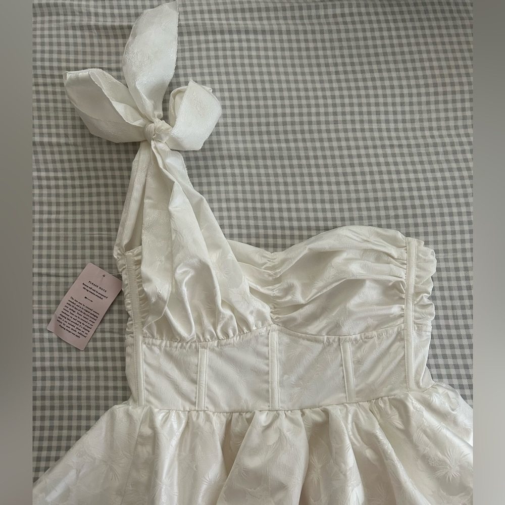 V. Chapman Grace Gown- SOLD OUT ONLINE - Picture 8 of 9